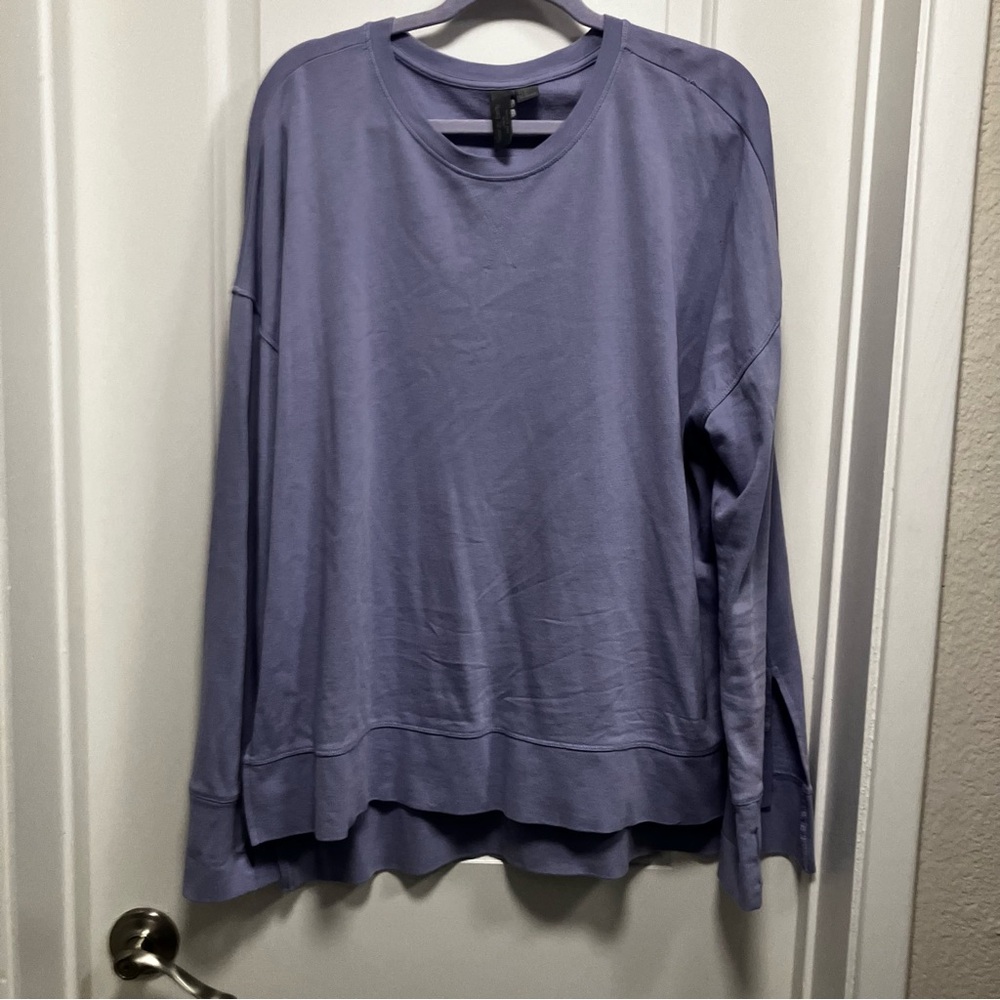 Women’s sweaty Betty London long sleeve pullover sweatshirt size 12